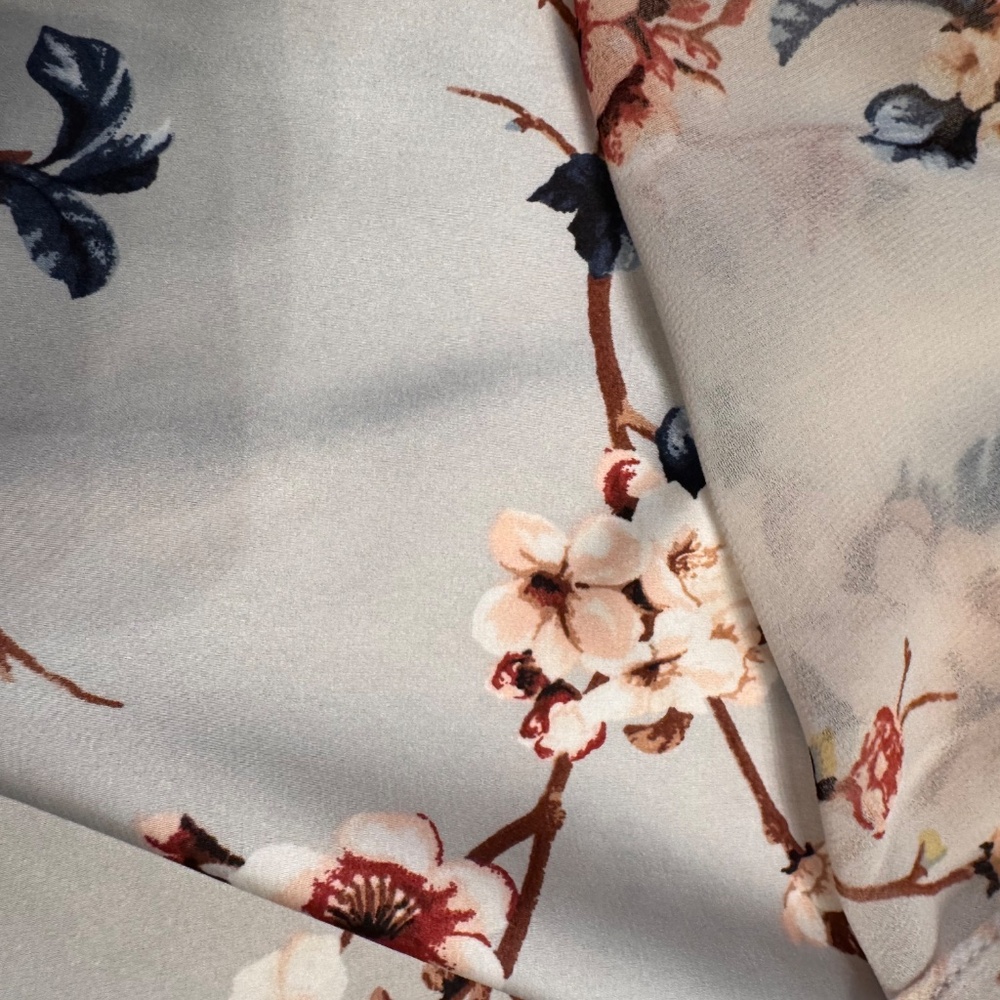 White House Black Market off-the-shoulder floral blouse size L - Picture 7 of 9